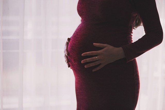 הריון כסיבה לורידים בולטים